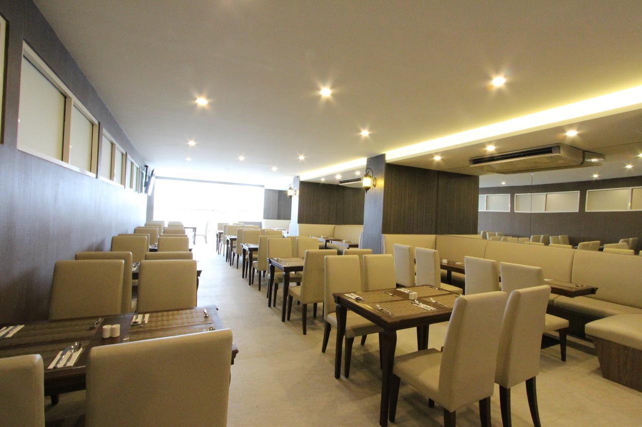 Le Bangkok Hotel Extérieur photo