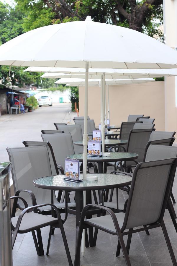 Le Bangkok Hotel Extérieur photo